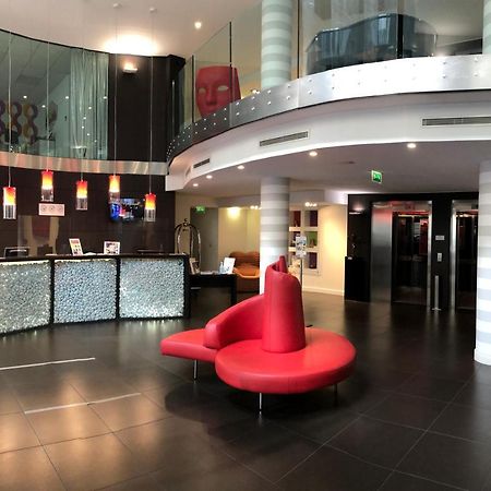 Le Rex Hotel Tarbes Exteriör bild