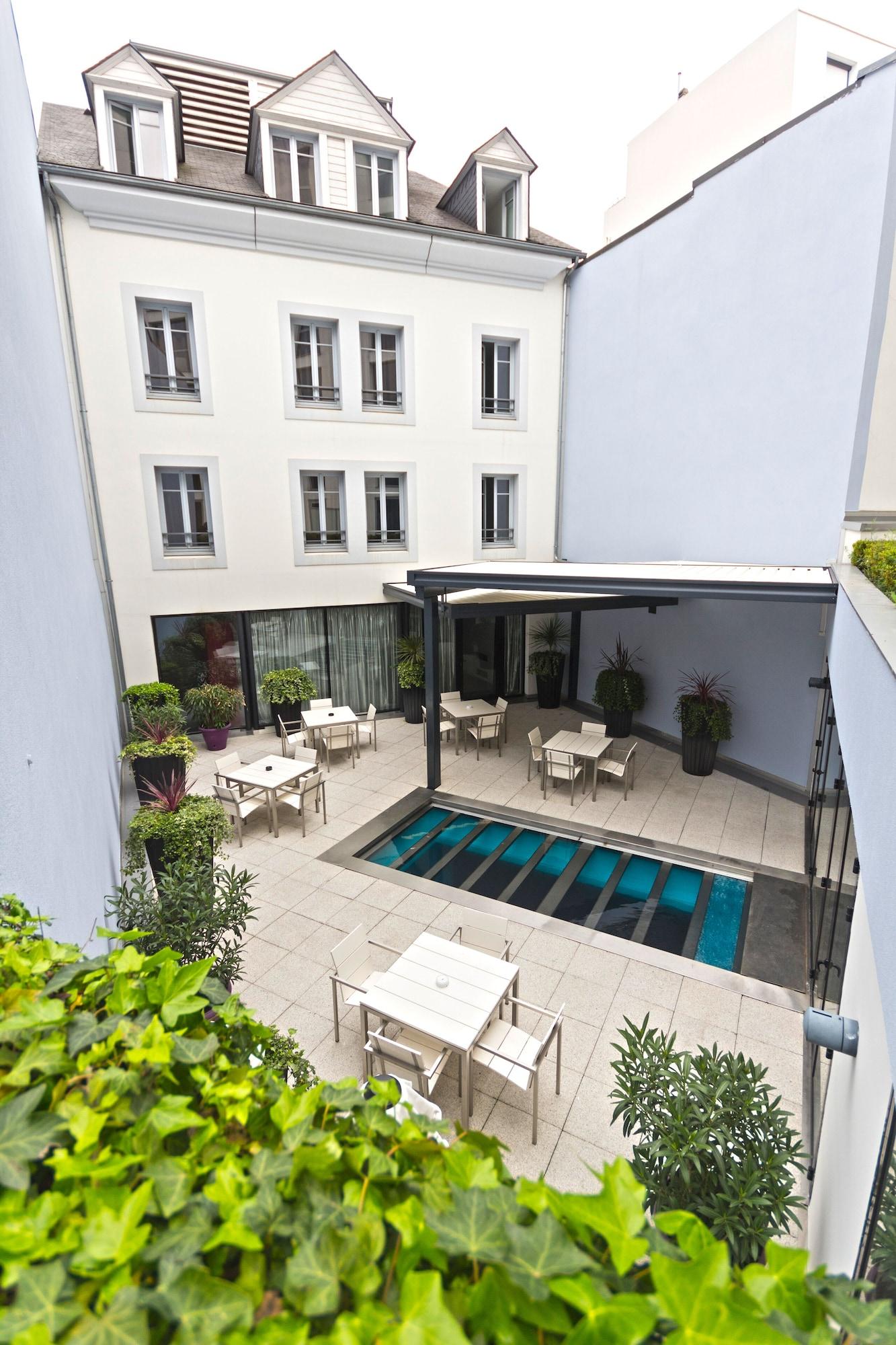 Le Rex Hotel Tarbes Exteriör bild