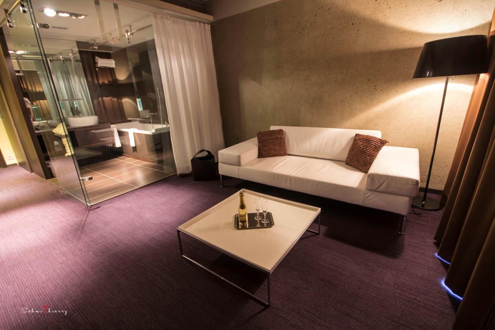 Le Rex Hotel Tarbes Exteriör bild