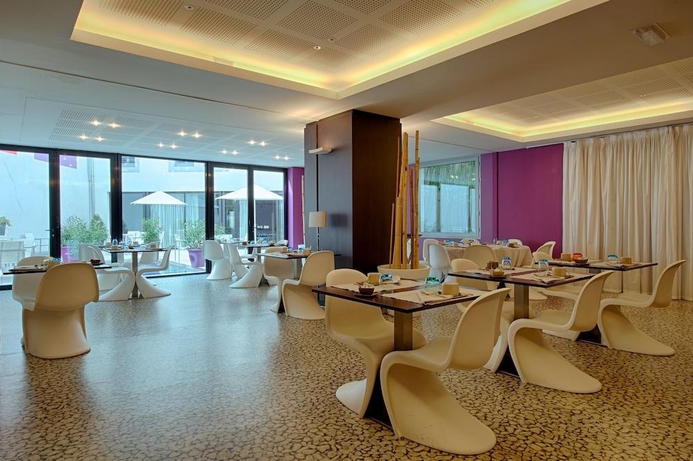 Le Rex Hotel Tarbes Exteriör bild