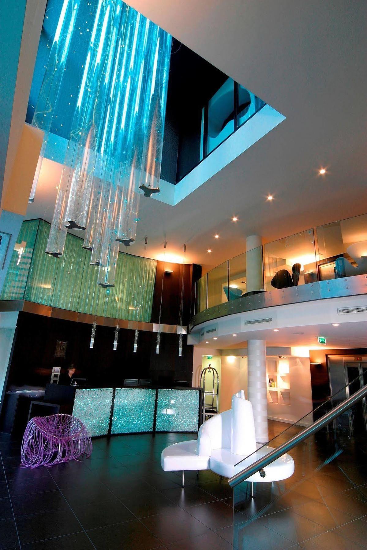 Le Rex Hotel Tarbes Exteriör bild