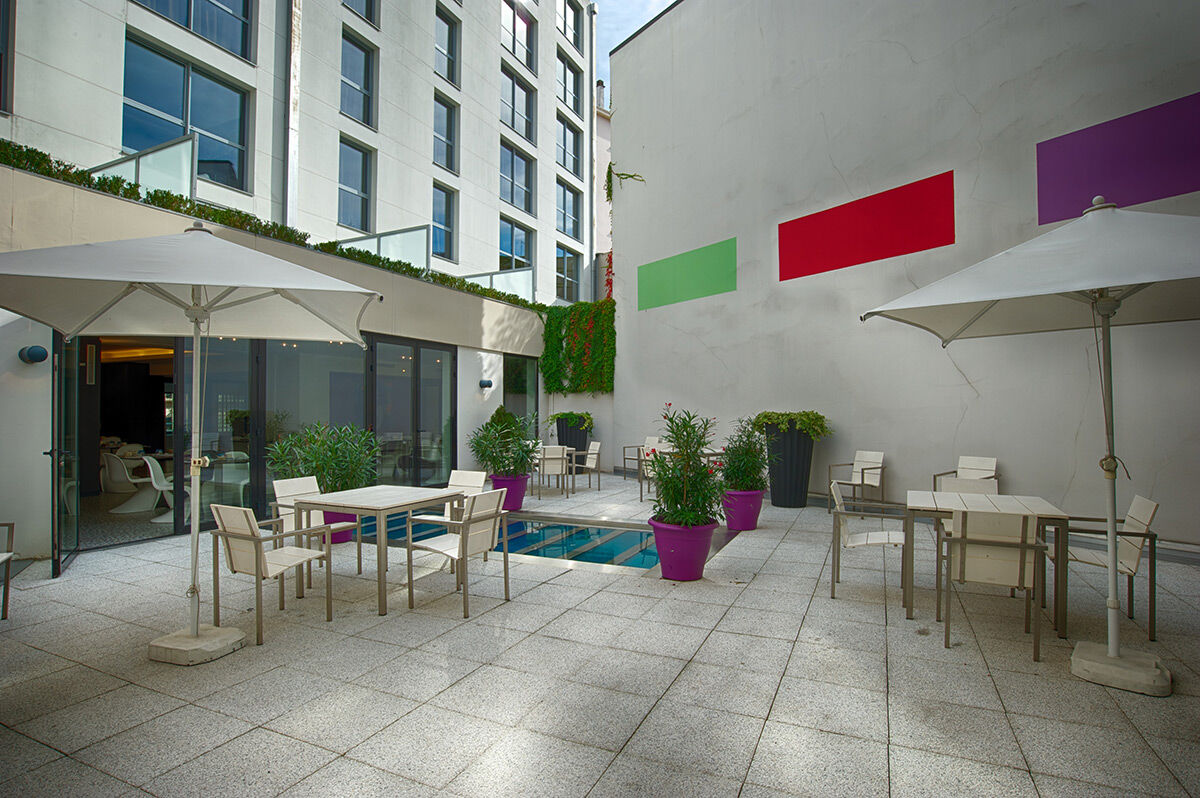 Le Rex Hotel Tarbes Exteriör bild